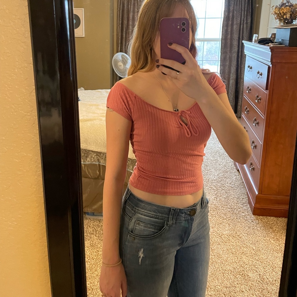 Aeropostale | Pink crop top